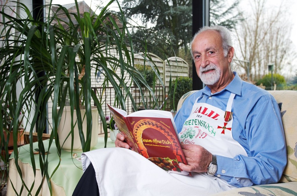 Dieses Bild hat ein leeres alt-Attribut; sein Dateiname ist friedenskoch.jpg